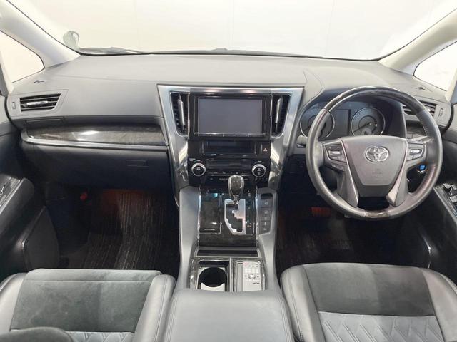 アルファード 2.5S Cパッケージ 4WD 両側電動ドア 後席モニター バックカメラ 寒冷地仕様 電動リアゲート ハーフレザーシート コーナーセンサー スマートキー LEDヘッド ビルトインETC クルコン オートライト(2枚目)