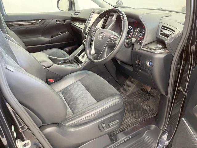 アルファード 2.5S Cパッケージ 4WD 両側電動ドア 後席モニター バックカメラ 寒冷地仕様 電動リアゲート ハーフレザーシート コーナーセンサー スマートキー LEDヘッド ビルトインETC クルコン オートライト(34枚目)