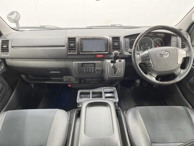 レジアスエースバン スーパーＧＬ　ダークプライム　４ＷＤ　ディーゼル（軽油）　バックカメラ　ＬＥＤヘッド　オートライト　オートエアコン　Ｂｌｕｅｔｏｏｔｈ　ＣＤ　ＤＶＤ再生（2枚目）