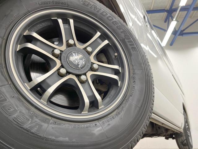 レジアスエースバン スーパーＧＬ　ダークプライム　４ＷＤ　ディーゼル（軽油）　バックカメラ　ＬＥＤヘッド　オートライト　オートエアコン　Ｂｌｕｅｔｏｏｔｈ　ＣＤ　ＤＶＤ再生（14枚目）