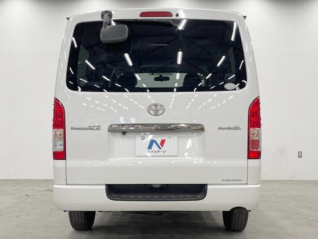 レジアスエースバン スーパーＧＬ　ダークプライム　４ＷＤ　ディーゼル（軽油）　バックカメラ　ＬＥＤヘッド　オートライト　オートエアコン　Ｂｌｕｅｔｏｏｔｈ　ＣＤ　ＤＶＤ再生（16枚目）