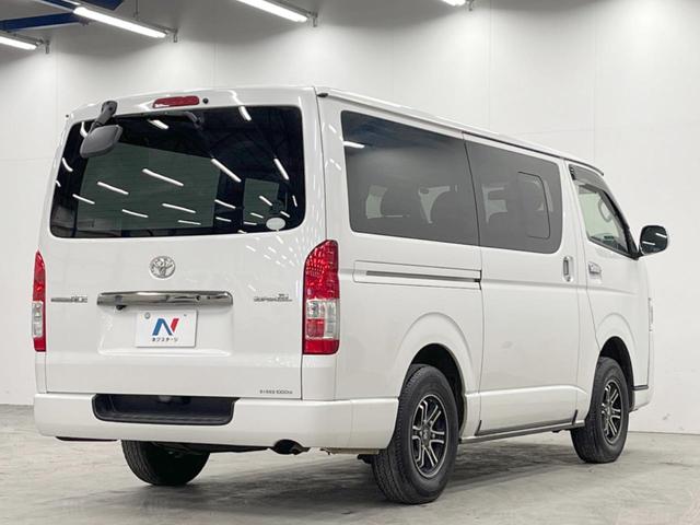 レジアスエースバン スーパーＧＬ　ダークプライム　４ＷＤ　ディーゼル（軽油）　バックカメラ　ＬＥＤヘッド　オートライト　オートエアコン　Ｂｌｕｅｔｏｏｔｈ　ＣＤ　ＤＶＤ再生（18枚目）