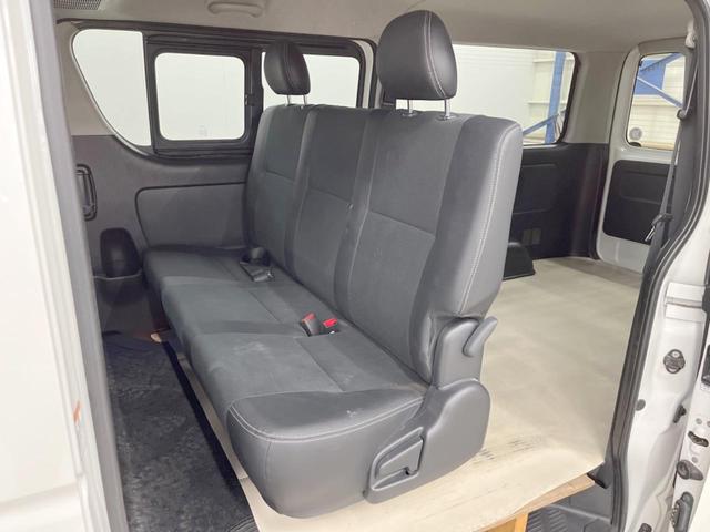 レジアスエースバン スーパーＧＬ　ダークプライム　４ＷＤ　ディーゼル（軽油）　バックカメラ　ＬＥＤヘッド　オートライト　オートエアコン　Ｂｌｕｅｔｏｏｔｈ　ＣＤ　ＤＶＤ再生（35枚目）