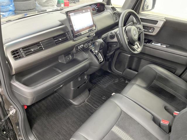 Ｎ－ＢＯＸカスタム Ｌターボ　スタイル＋ブラック　４ＷＤ　両側電動ドア　純正ＳＤナビ　バックカメラ　衝突被害軽減システム　ハーフレザーシート　スマートキー　ＬＥＤヘッド　ビルトインＥＴＣ　クルコン　オートハイビーム　オートエアコン（30枚目）