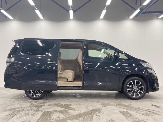 ヴェルファイアハイブリッド Ｘ　４ＷＤ　ＳＤナビ　バックカメラ　レザーシート　スマートキー　ＨＩＤヘッド　クルコン　デュアルエアコン　ＣＤ　ＤＶＤ再生（26枚目）