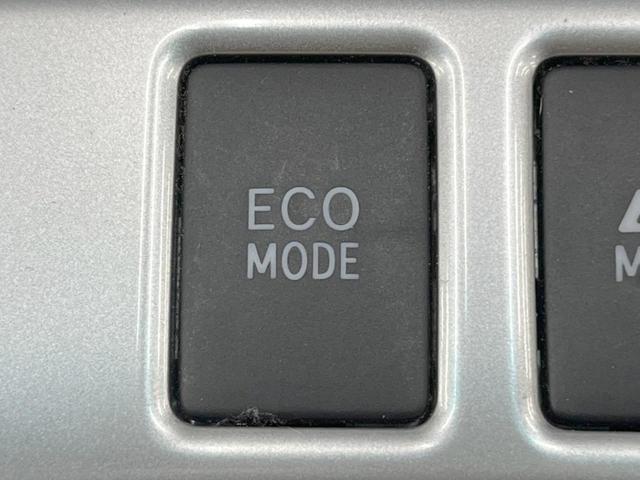 ヴェルファイアハイブリッド Ｘ　４ＷＤ　ＳＤナビ　バックカメラ　レザーシート　スマートキー　ＨＩＤヘッド　クルコン　デュアルエアコン　ＣＤ　ＤＶＤ再生（53枚目）