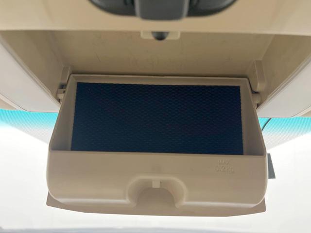 ヴェルファイアハイブリッド Ｘ　４ＷＤ　ＳＤナビ　バックカメラ　レザーシート　スマートキー　ＨＩＤヘッド　クルコン　デュアルエアコン　ＣＤ　ＤＶＤ再生（55枚目）