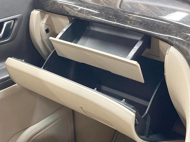 ヴェルファイアハイブリッド Ｘ　４ＷＤ　ＳＤナビ　バックカメラ　レザーシート　スマートキー　ＨＩＤヘッド　クルコン　デュアルエアコン　ＣＤ　ＤＶＤ再生（61枚目）