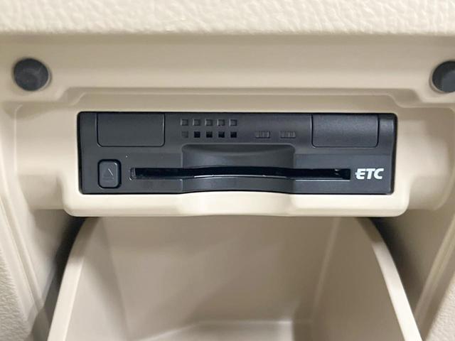 ヴェルファイアハイブリッド Ｘ　４ＷＤ　ＳＤナビ　バックカメラ　レザーシート　スマートキー　ＨＩＤヘッド　クルコン　デュアルエアコン　ＣＤ　ＤＶＤ再生（62枚目）