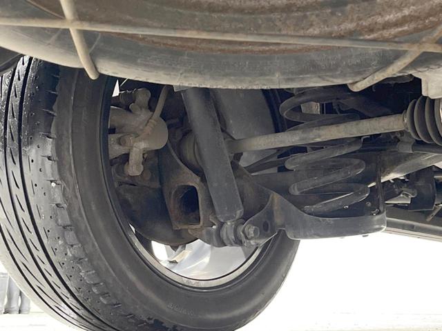 ヴェルファイアハイブリッド Ｘ　４ＷＤ　ＳＤナビ　バックカメラ　レザーシート　スマートキー　ＨＩＤヘッド　クルコン　デュアルエアコン　ＣＤ　ＤＶＤ再生（69枚目）