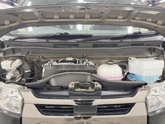 ハイエースバン スーパーＧＬ　ダークプライムＩＩ　４ＷＤ　ディーゼル（軽油）　両側電動ドア　純正ＳＤナビ　全周囲カメラ　衝突被害軽減システム　ハーフレザーシート　ドラレコ　スマートキー　ＬＥＤヘッド　オートハイビーム　オートエアコン（19枚目）