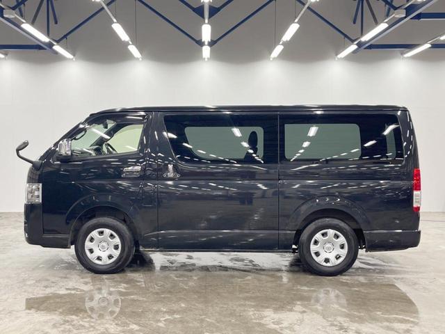 ハイエースバン スーパーＧＬ　ダークプライムＩＩ　４ＷＤ　ディーゼル（軽油）　両側電動ドア　純正ＳＤナビ　全周囲カメラ　衝突被害軽減システム　ハーフレザーシート　ドラレコ　スマートキー　ＬＥＤヘッド　オートハイビーム　オートエアコン（22枚目）