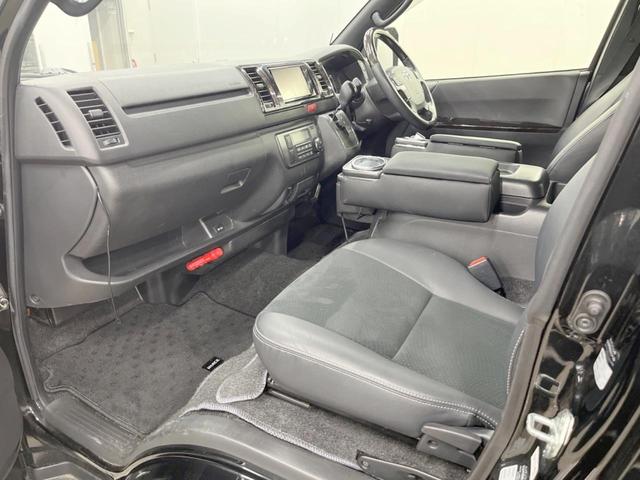 ハイエースバン スーパーＧＬ　ダークプライムＩＩ　４ＷＤ　ディーゼル（軽油）　両側電動ドア　純正ＳＤナビ　全周囲カメラ　衝突被害軽減システム　ハーフレザーシート　ドラレコ　スマートキー　ＬＥＤヘッド　オートハイビーム　オートエアコン（32枚目）