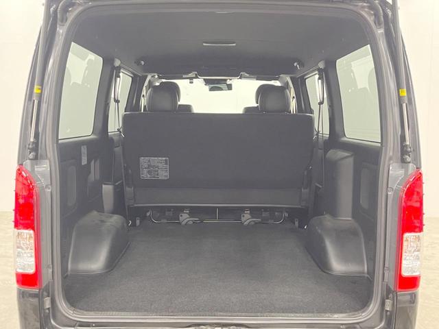 ハイエースバン スーパーＧＬ　ダークプライムＩＩ　４ＷＤ　ディーゼル（軽油）　両側電動ドア　純正ＳＤナビ　全周囲カメラ　衝突被害軽減システム　ハーフレザーシート　ドラレコ　スマートキー　ＬＥＤヘッド　オートハイビーム　オートエアコン（37枚目）