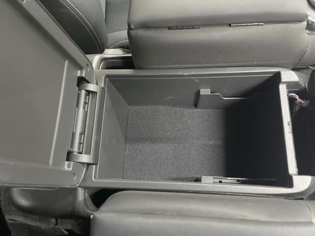 ハイエースバン スーパーＧＬ　ダークプライムＩＩ　４ＷＤ　ディーゼル（軽油）　両側電動ドア　純正ＳＤナビ　全周囲カメラ　衝突被害軽減システム　ハーフレザーシート　ドラレコ　スマートキー　ＬＥＤヘッド　オートハイビーム　オートエアコン（56枚目）