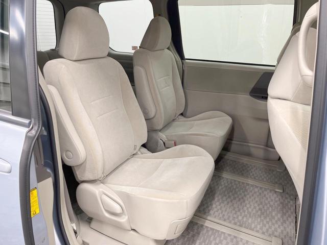 ノア Ｘ　Ｌセレクション　４ＷＤ　両側電動ドア　バックカメラ　スマートキー　ＨＩＤヘッド　純正１６インチアルミ　オートライト　デュアルエアコン　Ｂｌｕｅｔｏｏｔｈ（10枚目）