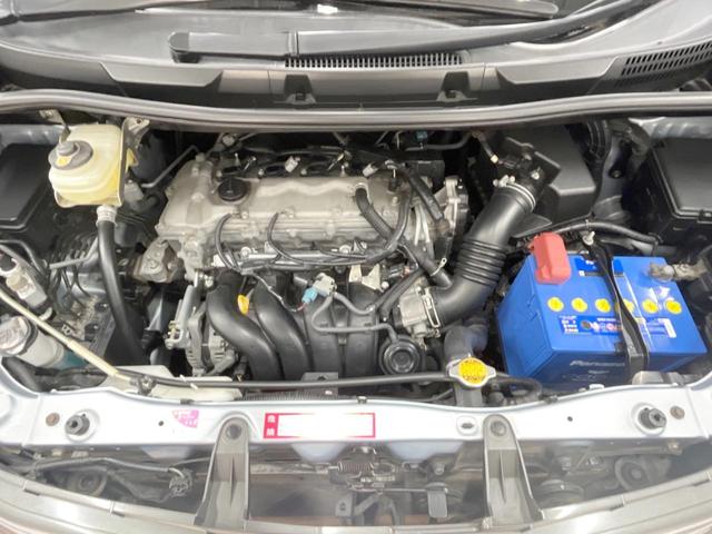 ノア Ｘ　Ｌセレクション　４ＷＤ　両側電動ドア　バックカメラ　スマートキー　ＨＩＤヘッド　純正１６インチアルミ　オートライト　デュアルエアコン　Ｂｌｕｅｔｏｏｔｈ（19枚目）