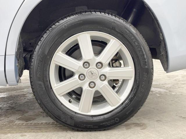 ノア Ｘ　Ｌセレクション　４ＷＤ　両側電動ドア　バックカメラ　スマートキー　ＨＩＤヘッド　純正１６インチアルミ　オートライト　デュアルエアコン　Ｂｌｕｅｔｏｏｔｈ（26枚目）