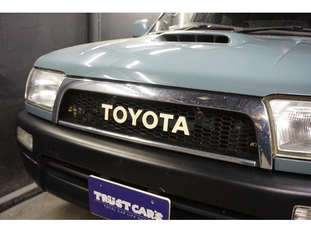 ハイラックスサーフ ＳＳＲ－Ｘリミテッド　ワイド　全塗装車／アンヴィルグレー／ナロー加工／リフトアップ／マッドタイヤ／外アルミ／外ステアリング／サンルーフ／外ナビ／Ｂｌｕｅｔｏｏｔｈ接続／１ＫＺエンジン（7枚目）