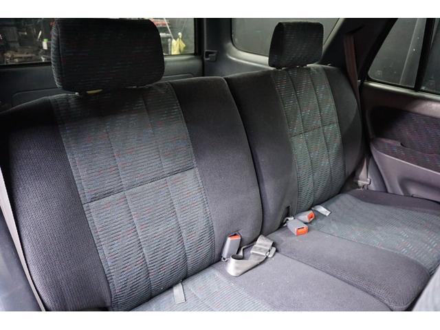 ハイラックスサーフ ＳＳＲ－Ｘリミテッド　ワイド　全塗装車／アンヴィルグレー／ナロー加工／リフトアップ／マッドタイヤ／外アルミ／外ステアリング／サンルーフ／外ナビ／Ｂｌｕｅｔｏｏｔｈ接続／１ＫＺエンジン（28枚目）