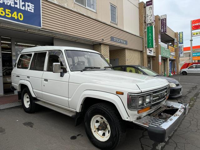 ランドクルーザー６０ ＶＸ　ホワイト　４ＷＤ　ＡＴ　サンルーフ（4枚目）