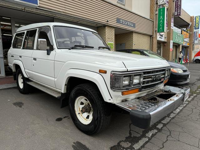 ランドクルーザー６０ ＶＸ　ホワイト　４ＷＤ　ＡＴ　サンルーフ（5枚目）