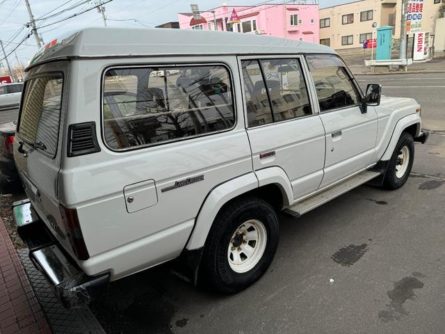 ランドクルーザー６０ ＶＸ　ホワイト　４ＷＤ　ＡＴ　サンルーフ（12枚目）