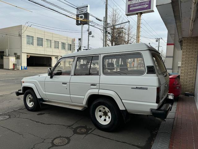 ＶＸ　ホワイト　４ＷＤ　ＡＴ　サンルーフ(16枚目)