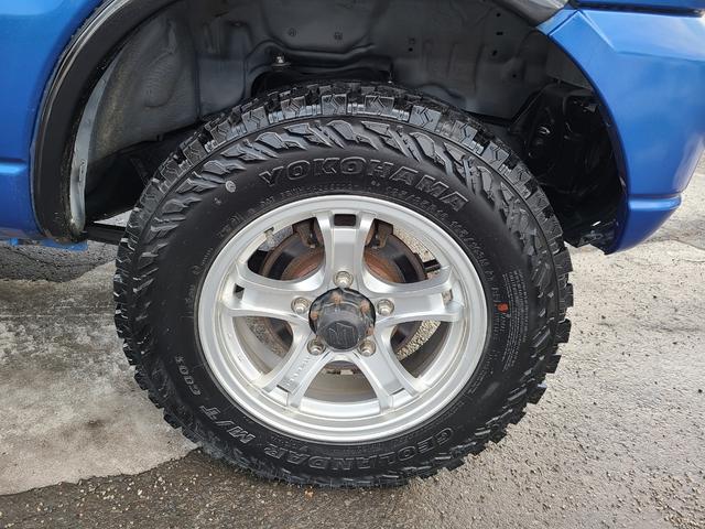 ジムニー ＸＣ　６型　本州仕入　リフトアップ　マニュアル　社外カーナビ　ＴＶ　ＥＴＣ　ルーフキャリア（19枚目）