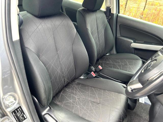デミオ 13C 4WD CD エアバック(運転席・助手席) リモコンキー ステアリングスイッチ バブル式リアコンビネーションランプ  シートリフター(運転席) 2スピーカー(8枚目)