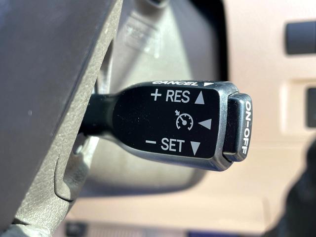 アルファードハイブリッド G 4WD 禁煙車 両側電動スライドドア フリップダウンモニター HDDナビ バックカメラ HIDヘッドライト HIDフロントフォグ スマートキー 前席パワーシート 電動オットマン ビルトインETC(6枚目)