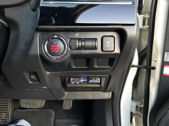 レヴォーグ 1.6GTアイサイト 4WD アイサイトVer3 禁煙車 メーカーナビ バックカメラ フルセグTV サイドカメラ LEDヘッドライト ブラインドスポットモニター 前席パワーシート Bluetooth接続 スマートキー(24枚目)