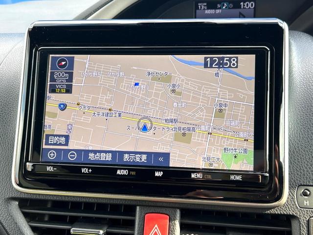 ヴォクシー ZS 煌III 4WD 両側電動ドア 純正9型SDナビ バックカメラ 衝突被害軽減システム ハーフレザーシート ドラレコ コーナーセンサー スマートキー LEDヘッド ビルトインETC クルコン オートライト(3枚目)