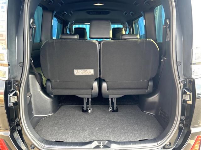 ヴォクシー ZS 煌III 4WD 両側電動ドア 純正9型SDナビ バックカメラ 衝突被害軽減システム ハーフレザーシート ドラレコ コーナーセンサー スマートキー LEDヘッド ビルトインETC クルコン オートライト(10枚目)