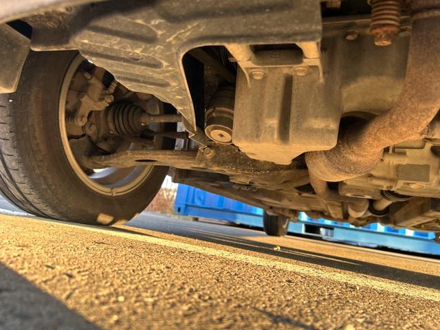 パッソ プラスハナ Gパッケージ 4WD SDナビ 寒冷地仕様 スマートキー HIDヘッド 純正14インチアルミ オートライト オートエアコン Bluetooth CD DVD再生 ブルーレイ再生 フルセグ(42枚目)