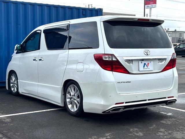 アルファード ２４０Ｓ　４ＷＤ　両側電動ドア　後席モニター　バックカメラ　寒冷地仕様　スマートキー　ＨＩＤヘッド　ビルトインＥＴＣ　純正１８インチアルミ　オートライト　デュアルエアコン　リアエアコン　ＣＤ　ＤＶＤ再生（24枚目）