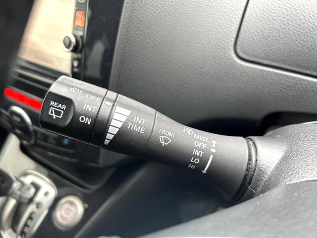 セレナ ハイウェイスター 4WD 両側電動ドア 純正SDナビ バックカメラ フルセグTV Bluetooth接続 スマートキー ETC ドアバイザー 盗難防止システム 横滑り防止機能 プライバシーガラス CD再生 DVD再生(26枚目)