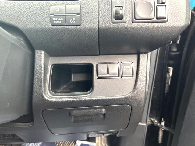 セレナ ハイウェイスター 4WD 両側電動ドア 純正SDナビ バックカメラ フルセグTV Bluetooth接続 スマートキー ETC ドアバイザー 盗難防止システム 横滑り防止機能 プライバシーガラス CD再生 DVD再生(30枚目)