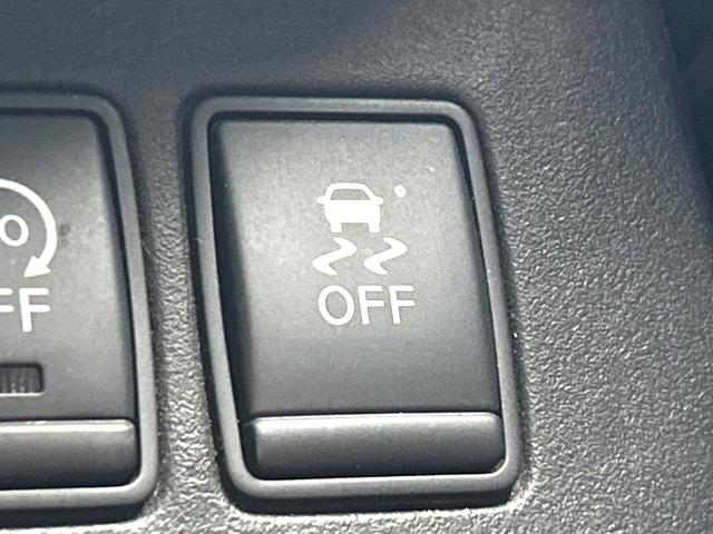 セレナ ハイウェイスター 4WD 両側電動ドア 純正SDナビ バックカメラ フルセグTV Bluetooth接続 スマートキー ETC ドアバイザー 盗難防止システム 横滑り防止機能 プライバシーガラス CD再生 DVD再生(33枚目)