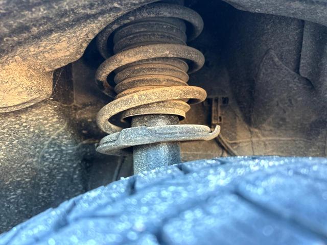 ムーヴキャンバス Gメイクアップリミテッド SAIII 4WD 禁煙車 純正SDナビ 全周囲カメラ 両側電動ドア Bluetooth接続 衝突軽減システム スマートキー LEDヘッドライト オートエアコン OZレーシング製14インチAW 盗難防止システム(20枚目)