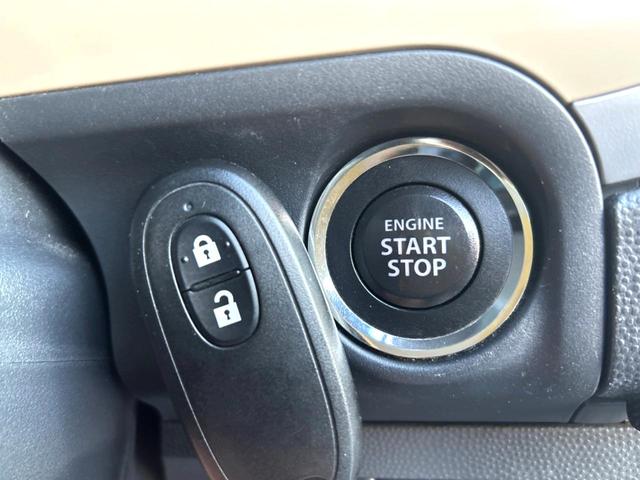 アルトラパン Xセレクション 4WD 純正オーディオ 禁煙車 HIDヘッドライト スマートキー シートヒーター オートエアコン 純正14インチAW 電動格納ミラー ドアバイザー 盗難防止システム(4枚目)