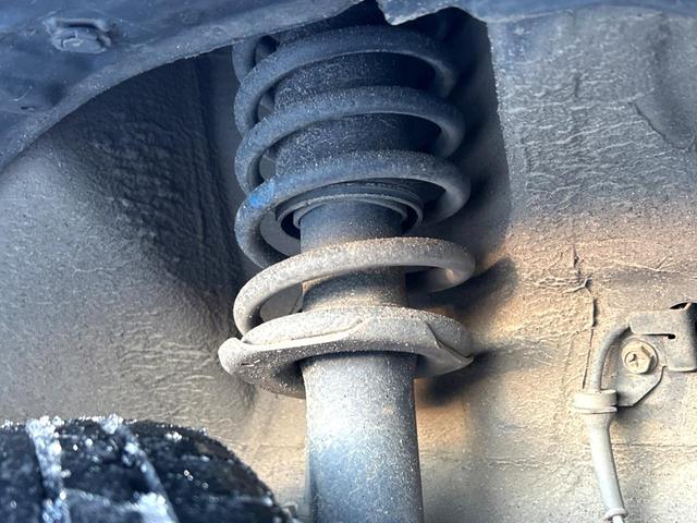 アルトラパン Xセレクション 4WD 純正オーディオ 禁煙車 HIDヘッドライト スマートキー シートヒーター オートエアコン 純正14インチAW 電動格納ミラー ドアバイザー 盗難防止システム(19枚目)