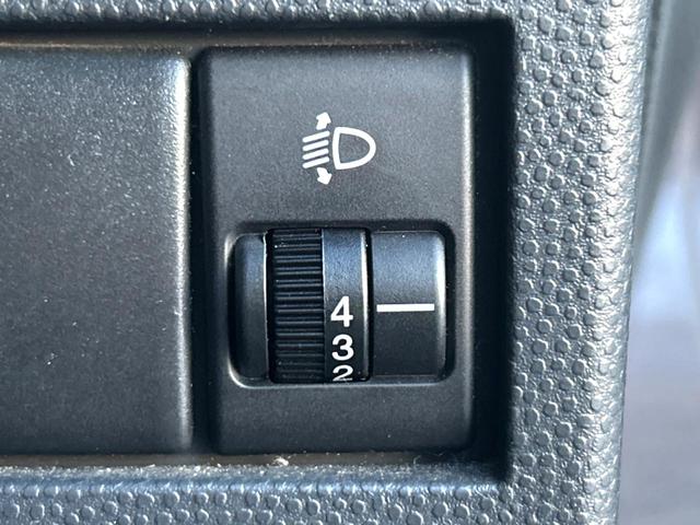 アルトラパン Xセレクション 4WD 純正オーディオ 禁煙車 HIDヘッドライト スマートキー シートヒーター オートエアコン 純正14インチAW 電動格納ミラー ドアバイザー 盗難防止システム(39枚目)