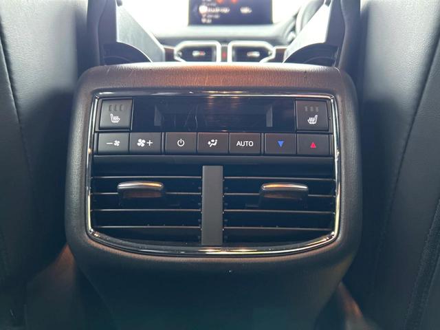 CX-8 XD ブラックトーンエディション 4WD 禁煙車 ディーゼル 純正10型ナビ 全周囲カメラ 衝突軽減装置 レーダークルーズ パワーバックドア ハーフレザーシート ステアリングヒーター パワーシート ドラレコ ETC LEDヘッド(7枚目)