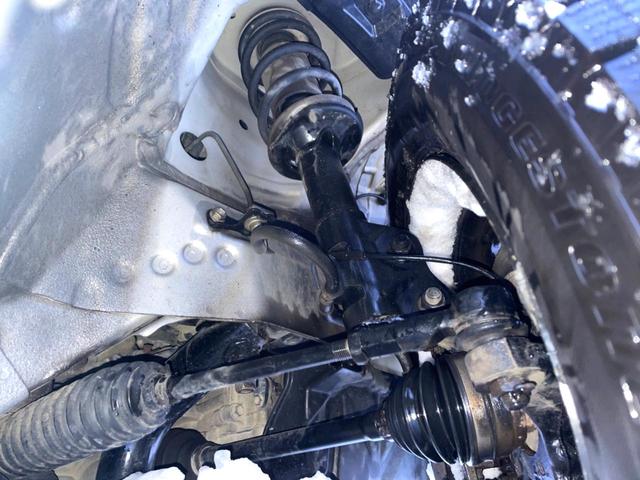 スペーシア Ｇ　４ＷＤ　禁煙車　ＳＤナビ　シートヒーター　スマートキー　オートエアコン　Ｂｌｕｅｔｏｏｔｈ　フルセグ　スライドドア　パワーウインドウ　アイドリングストップ　ＣＤ　ＤＶＤ再生　サイドウインドウバイザー（39枚目）