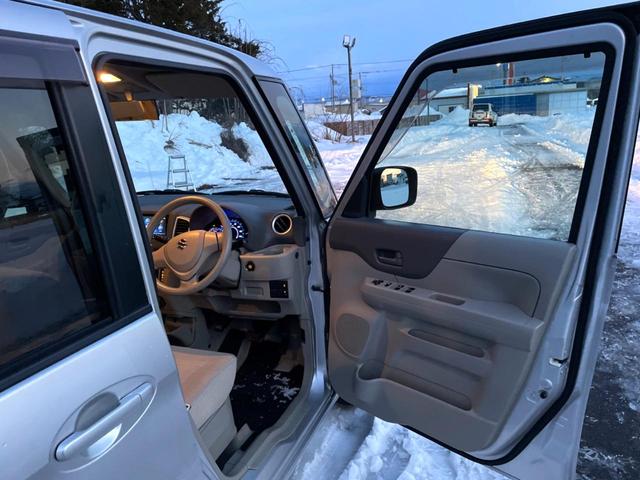 スペーシア Ｇ　４ＷＤ　禁煙車　ＳＤナビ　シートヒーター　スマートキー　オートエアコン　Ｂｌｕｅｔｏｏｔｈ　フルセグ　スライドドア　パワーウインドウ　アイドリングストップ　ＣＤ　ＤＶＤ再生　サイドウインドウバイザー（44枚目）