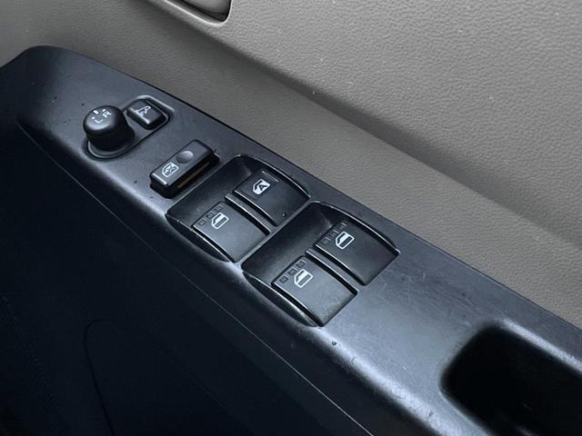 ミラ X 4WD 純正CDオーディオ リモコンキー ドアバイザー プライバシーガラス 電動格納ミラー プライバシーガラス 衝突安全ボディ 盗難防止システム(5枚目)