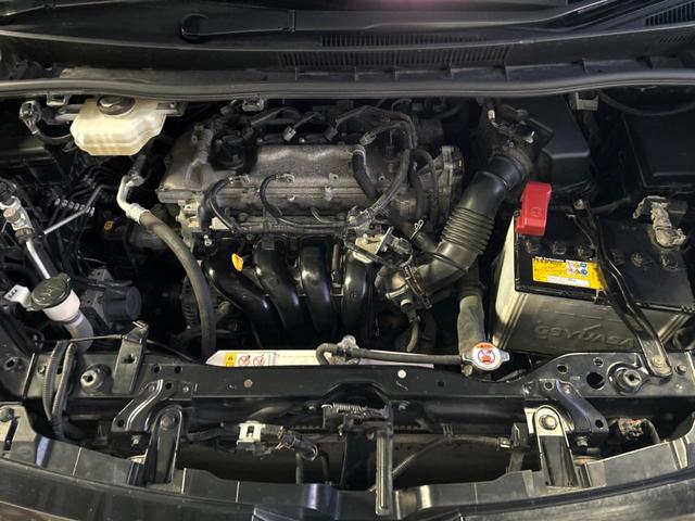 ヴォクシー ZS 煌II 4WD 両側電動ドア 純正10型SDナビ バックカメラ 寒冷地仕様 衝突被害軽減システム 禁煙車 ドラレコ コーナーセンサー スマートキー LEDヘッド ビルトインETC クルコン 純正16インチAW(72枚目)