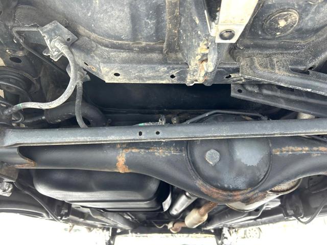 ����肪���ꂢ�Ȃ����ɁA�h�K���H�̎{�H���I�X�X���B�~��n��͂������A���ݕ��ɂ��Z���̕���A��Ń}�����E�E�B���^�[�X�|�[�c���������ɂ��D�]���������Ă���܂��B