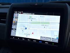 �ڽ����ʥӡۿ͵��ν����ʥӤ������������ǥ�����ǽ�⽼�¤��Ƥ��ꡢ�£�������������³����Ф������Υ��ޥۤ�ͣУ��ץ쥤�䡼�β��ڤ������ǽ�������α�ž������˳ڤ����ʤ�ޤ����� 3